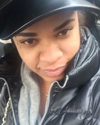 Alice, 29 ans, plan cul à Bourgs sur Colagne