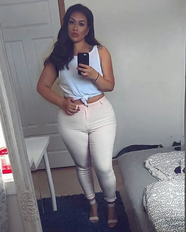 Amel, 29 ans, plan cul à Eurville-Bienville