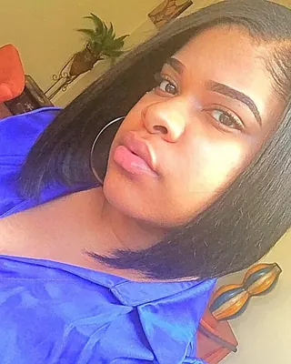 Khadija, 20 ans, plan cul à Chanac