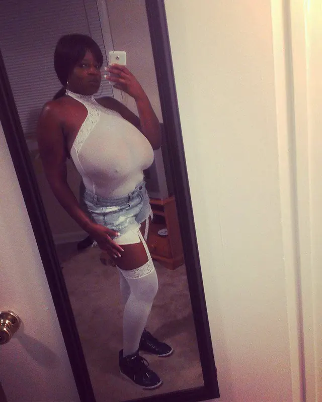 Yasmina, 27 ans, plan cul à Monts-de-Randon